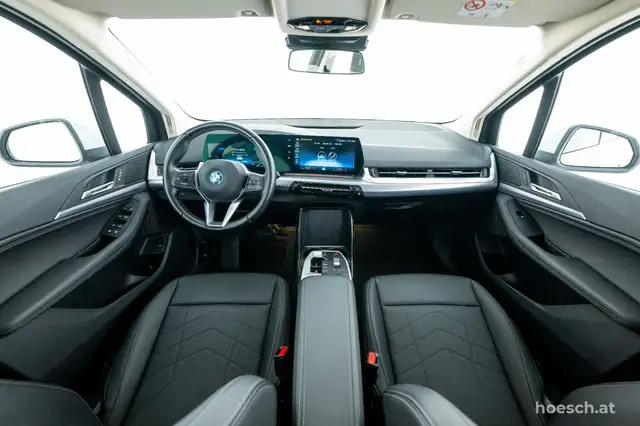 BMW 2 Series view 5