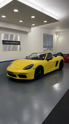Porsche 718 Boxster 2.0 300cv pdk