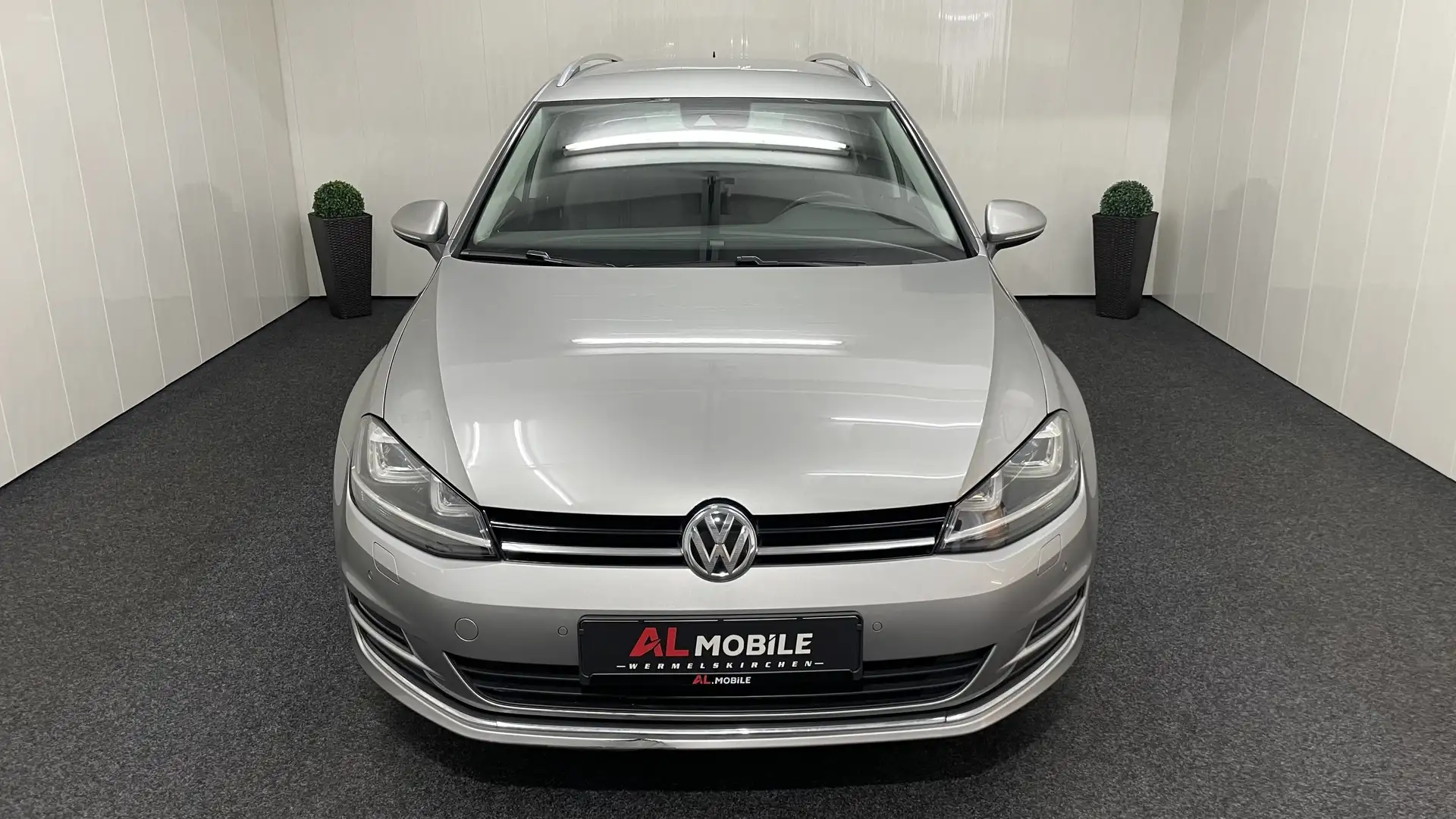 Volkswagen Golf Variant 1.4 TSI Automatik XENON SHZ NAVI PDC TEMP AHK BT Gris - 2