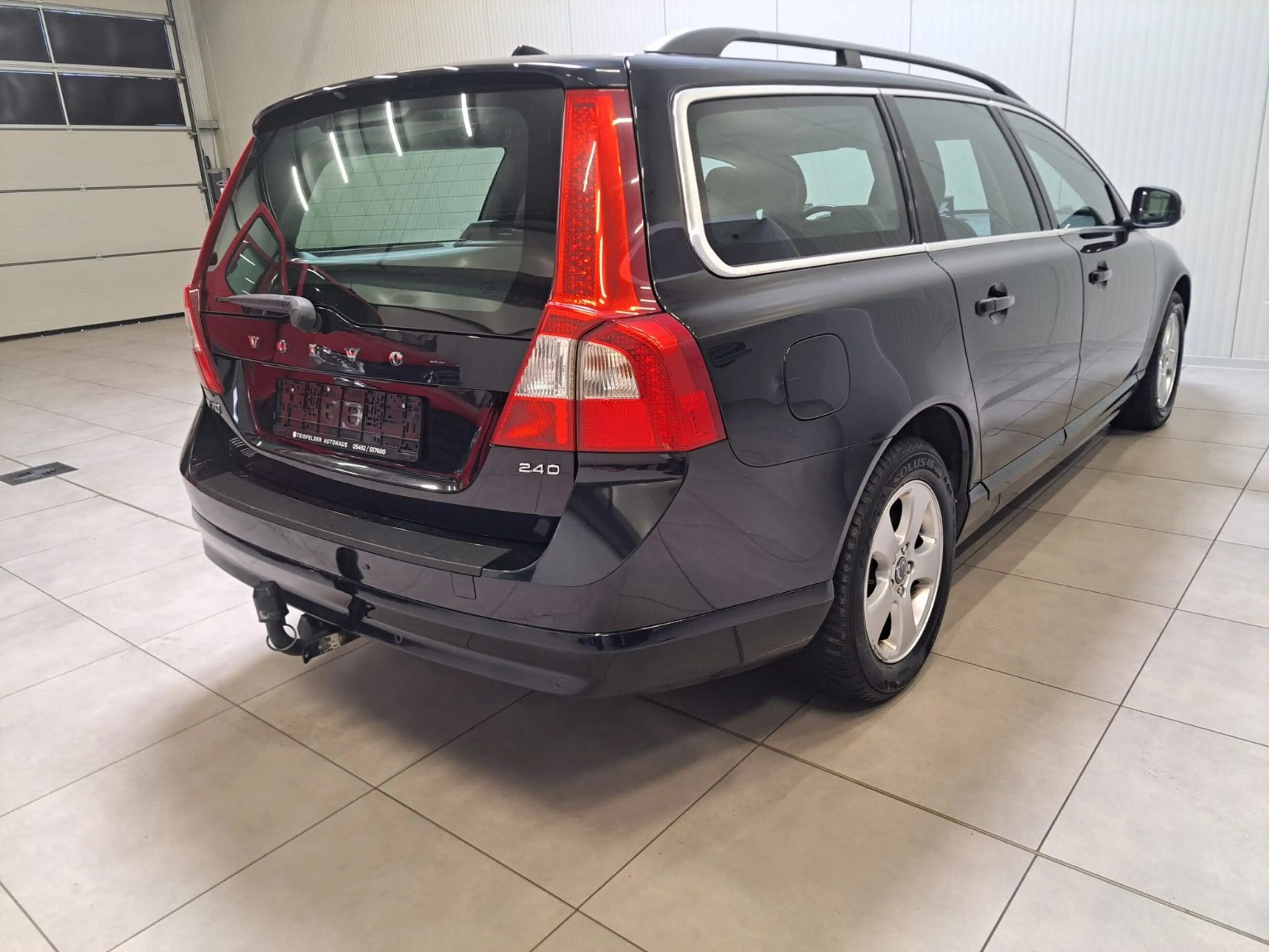 Volvo V70 / SCHIEBEDACH / NAVI / XENON / LEDER — photo 7