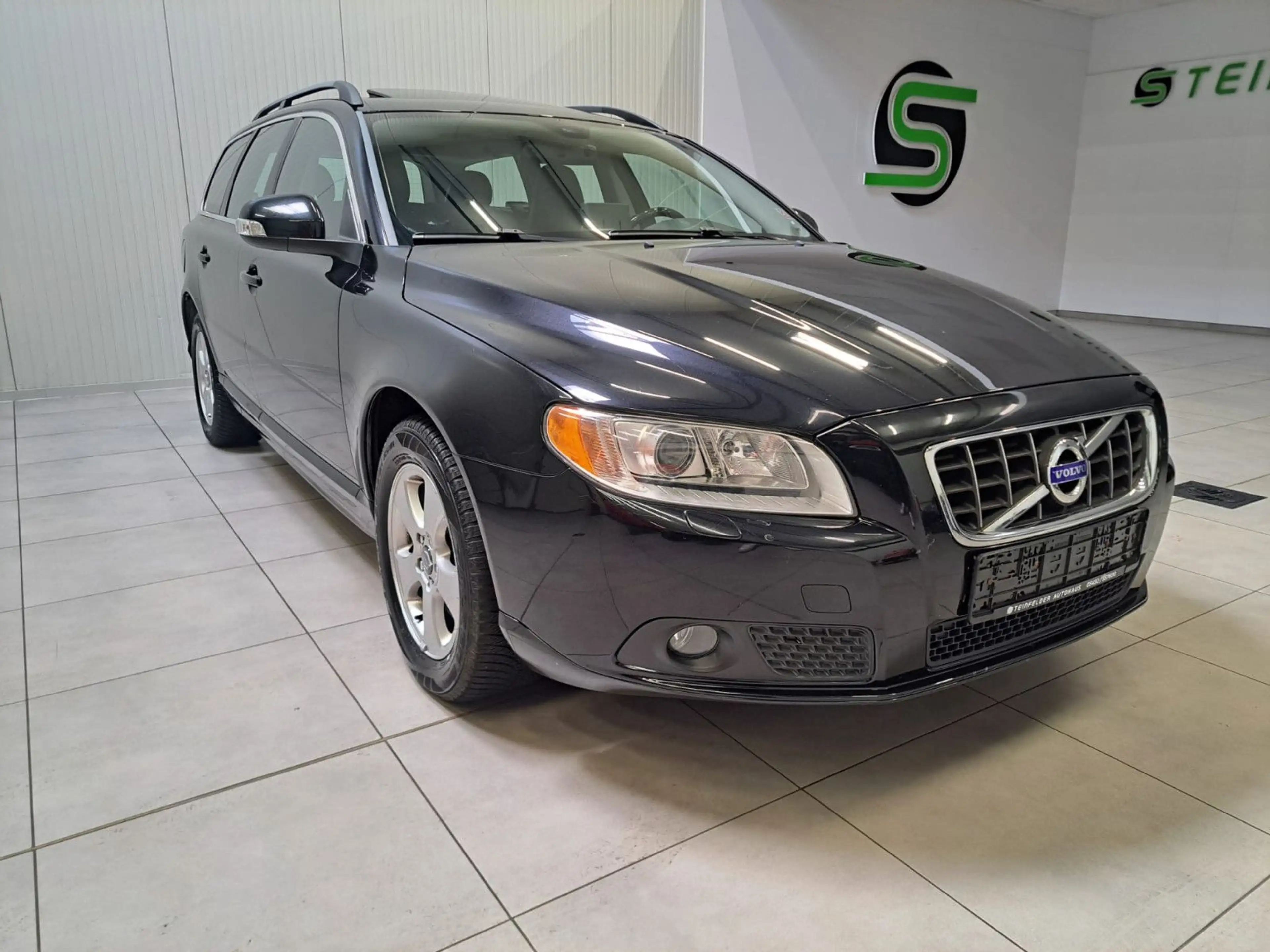Volvo V70 / SCHIEBEDACH / NAVI / XENON / LEDER — photo 3