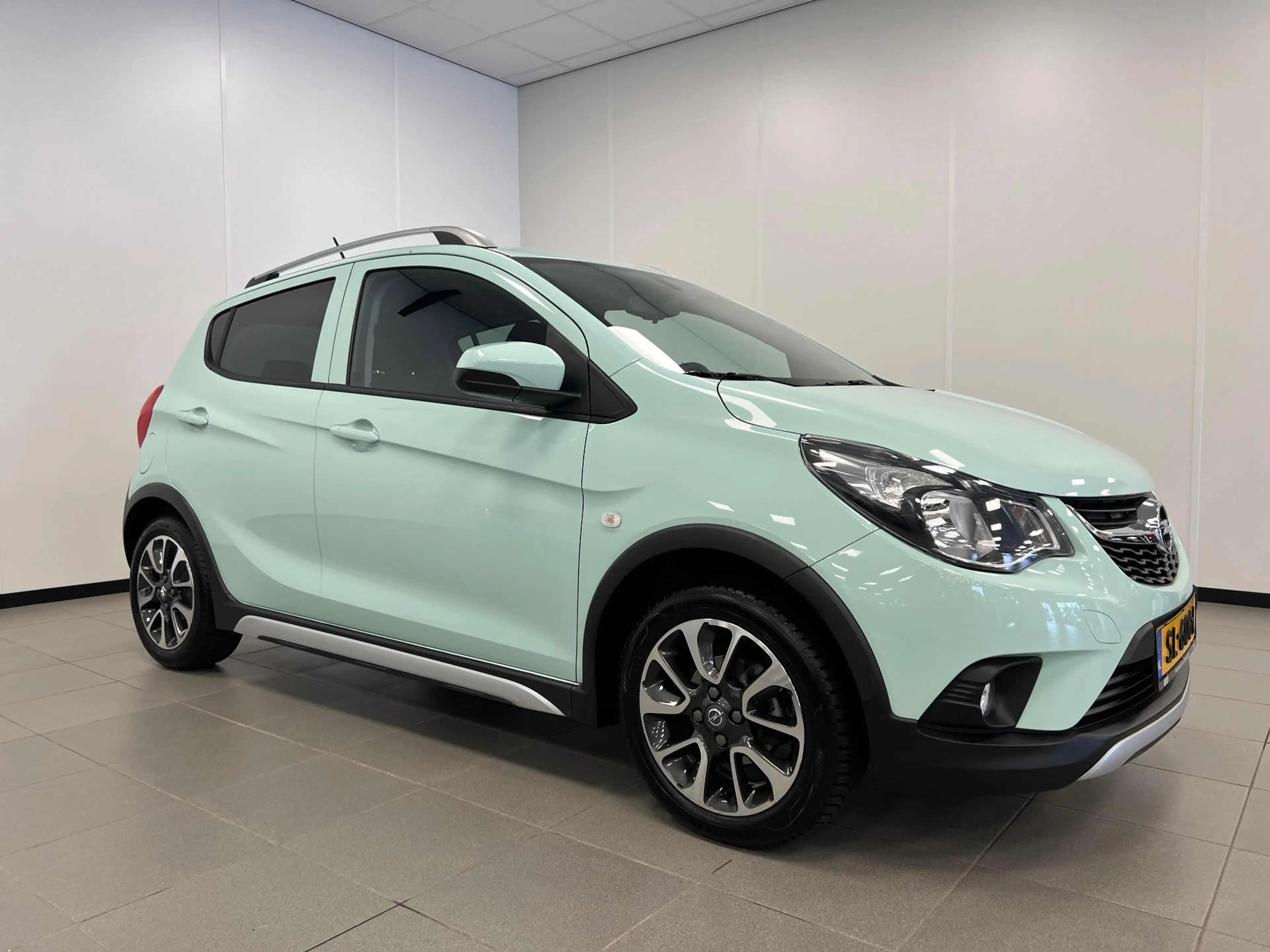 Opel Karl 1.0 Rocks Online Edition AIRCO / TREKH. / CARPLAY — photo 4