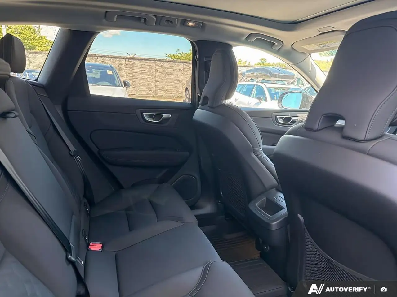Volvo XC60 photo Volvo XC60