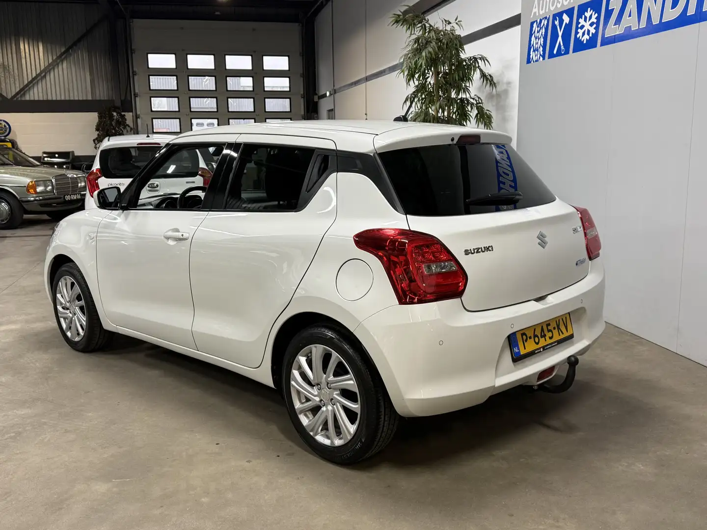 Suzuki Swift 1.2 Stijl Smart Hybrid // Lm velgen // Airco Weiß - 2