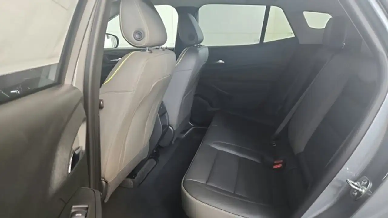Chevrolet Trax снимка Chevrolet Trax