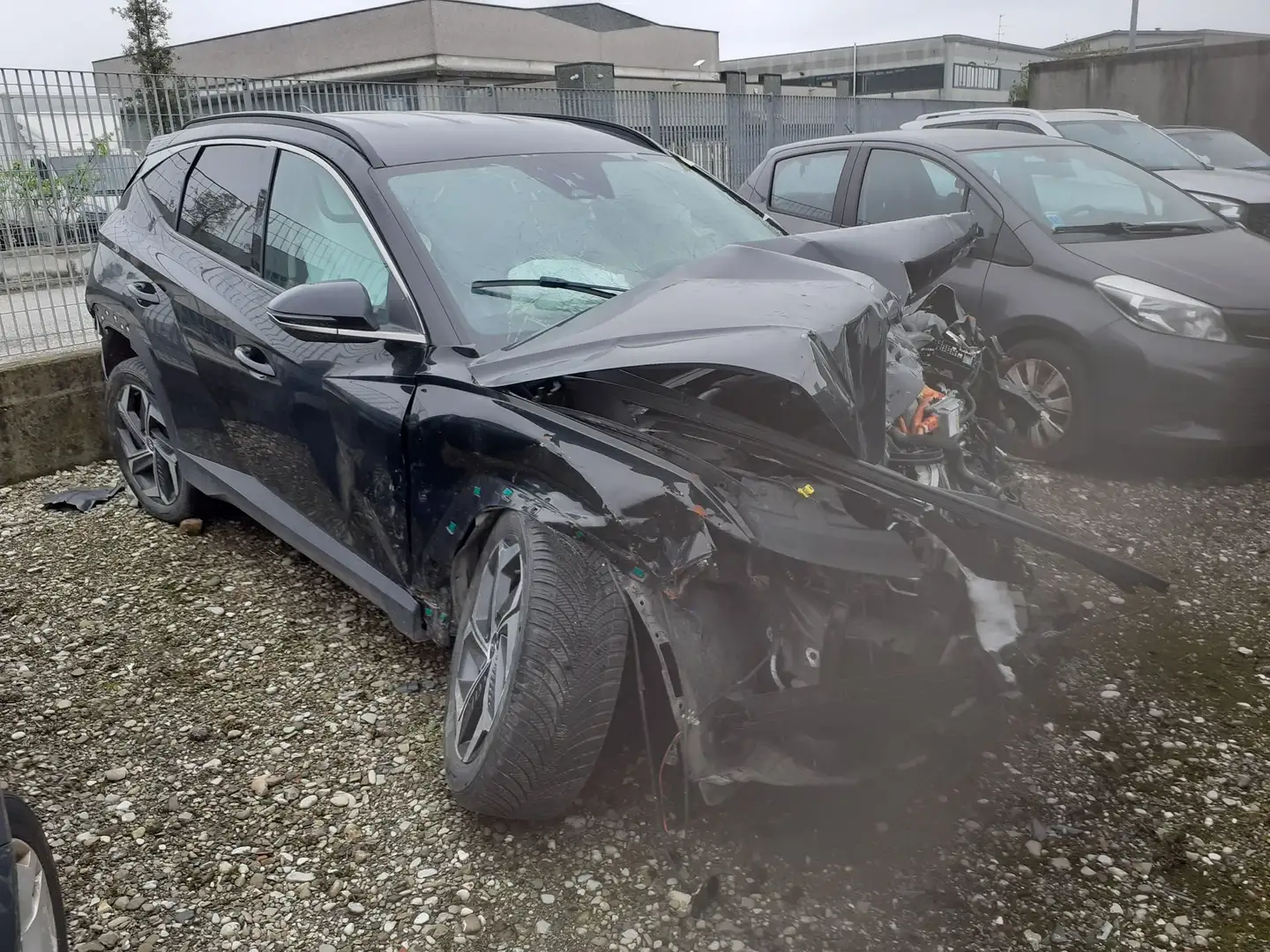 Hyundai TUCSON TUCSON 1.6 HEV 180 CV AUT EXELLENCE INCIDENTATA Nero - 2