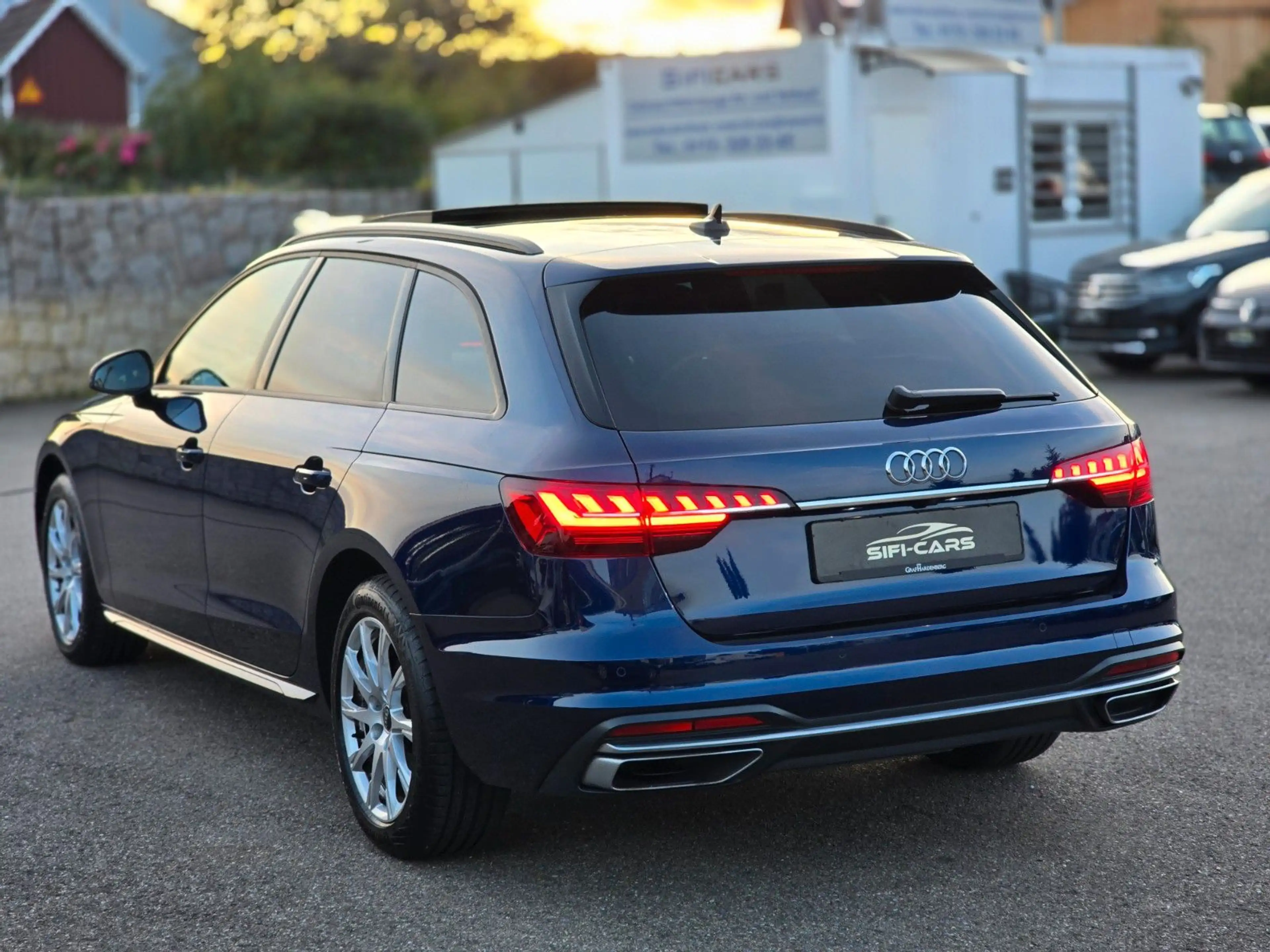 Audi A4 Avant 35 TDI*S-LINE INT.*NAVI*LEDER*LED*PANO* — photo 11