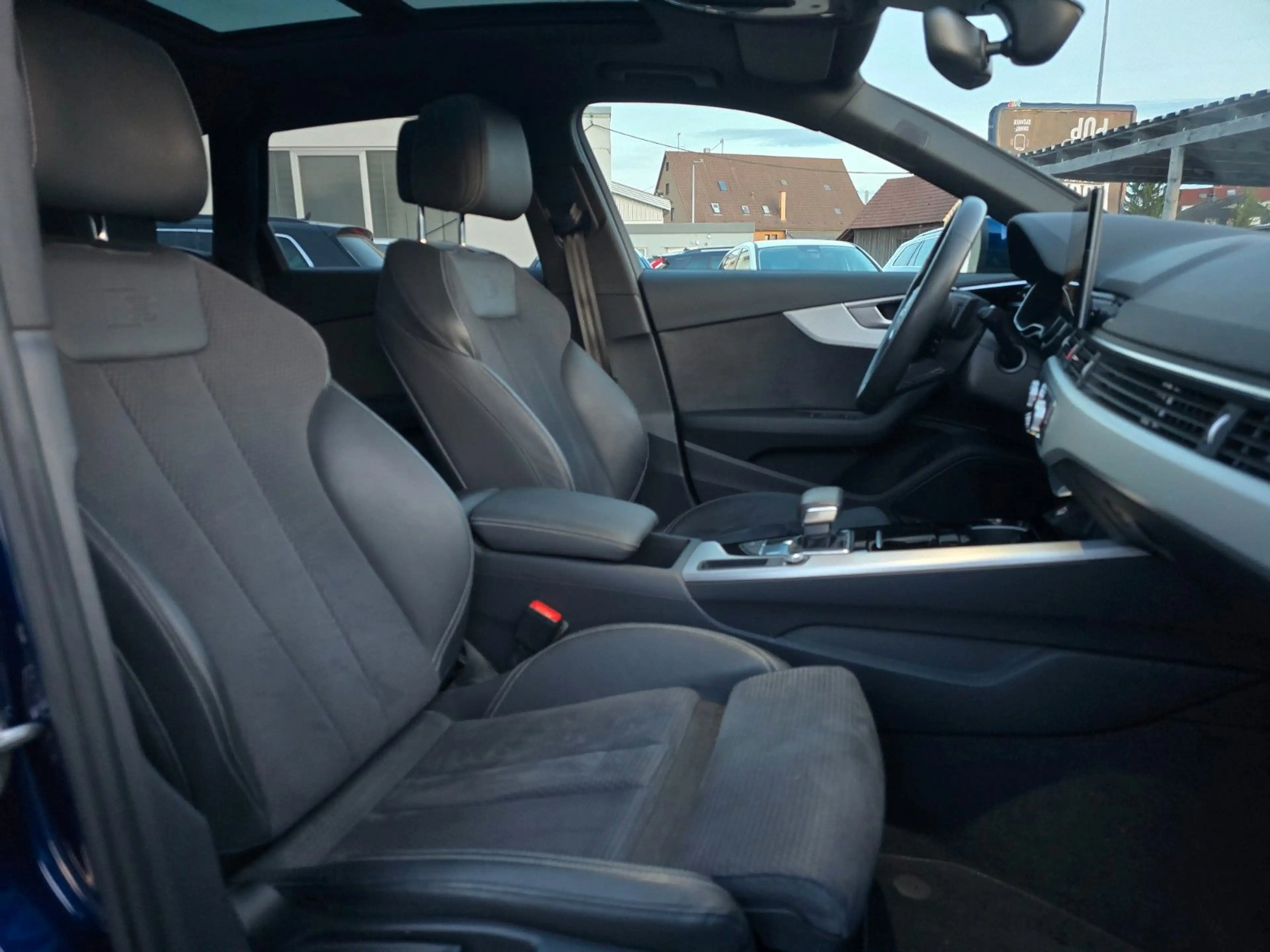 Audi A4 Avant 35 TDI*S-LINE INT.*NAVI*LEDER*LED*PANO* — photo 21