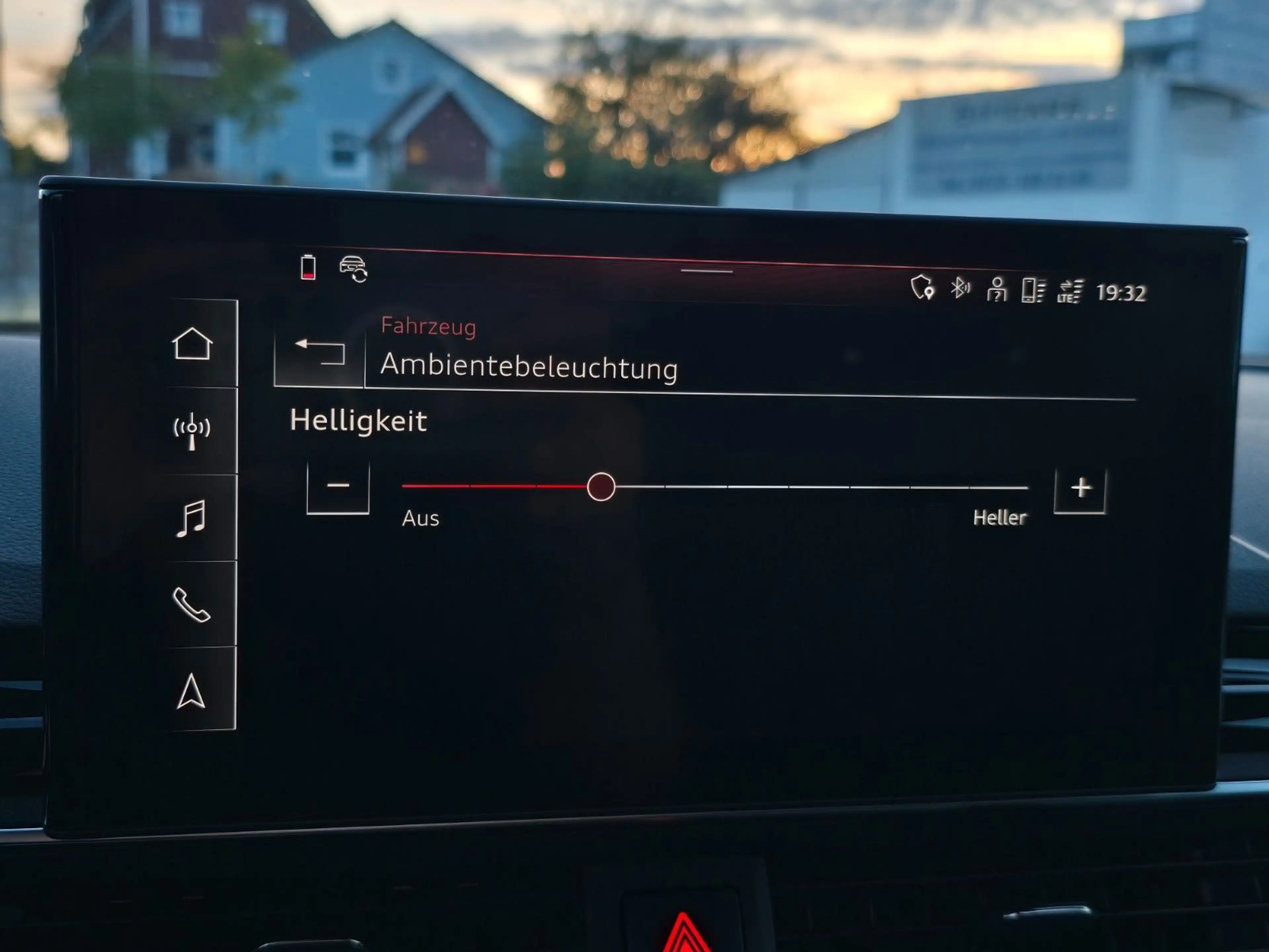 Audi A4 Avant 35 TDI*S-LINE INT.*NAVI*LEDER*LED*PANO* — photo 29