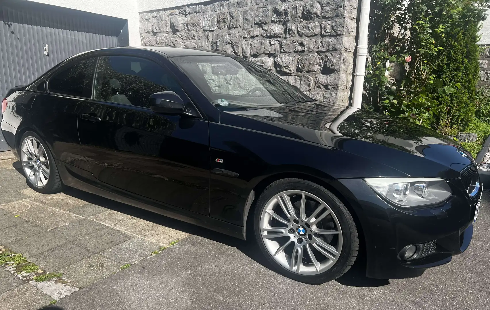 BMW 320 320d Coupe Aut. M Sport LCI Shadowline, Alcantara Schwarz - 2