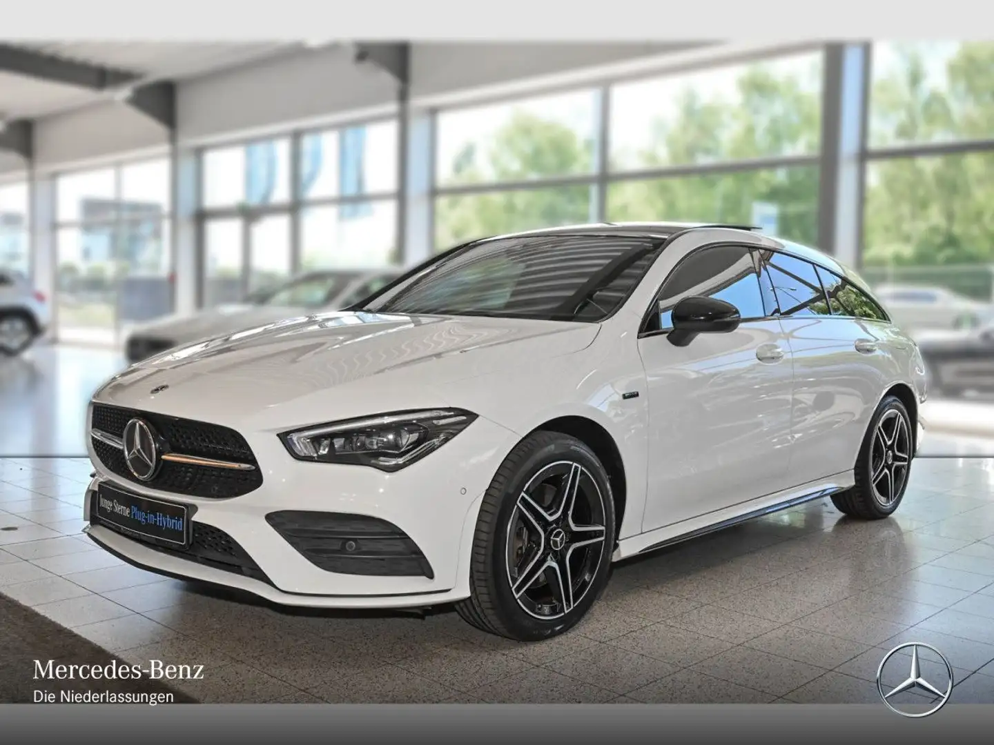 Mercedes-Benz CLA 250 e EDITION 2020+AMG+NIGHT+PANO+AHK+8G Wit - 2