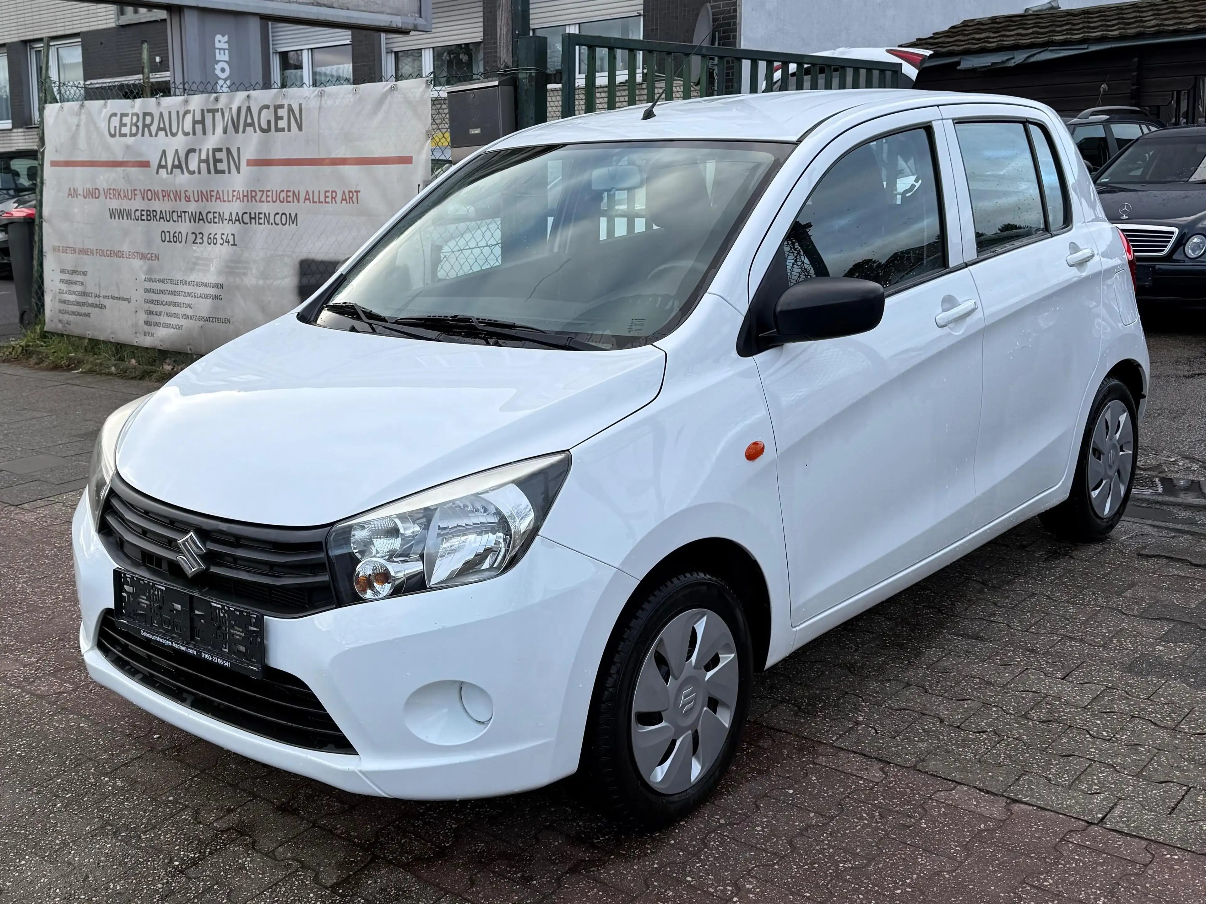 Suzuki Celerio Tüv neu,5Türen,Md2019,Klima,Efh,Zv+Fb,Scheck
