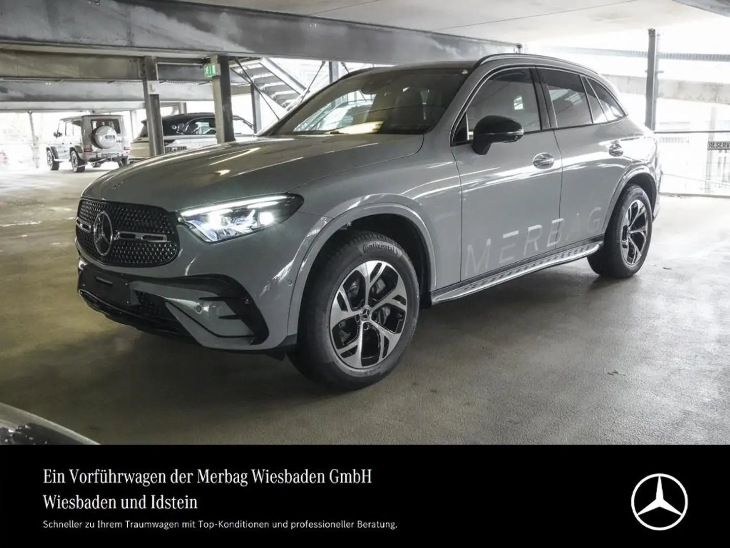 Mercedes-Benz GLC 300 AMG-NIGHT-DISTRONIC-PANO-AHK-UVP 96.400,- Grau - 1