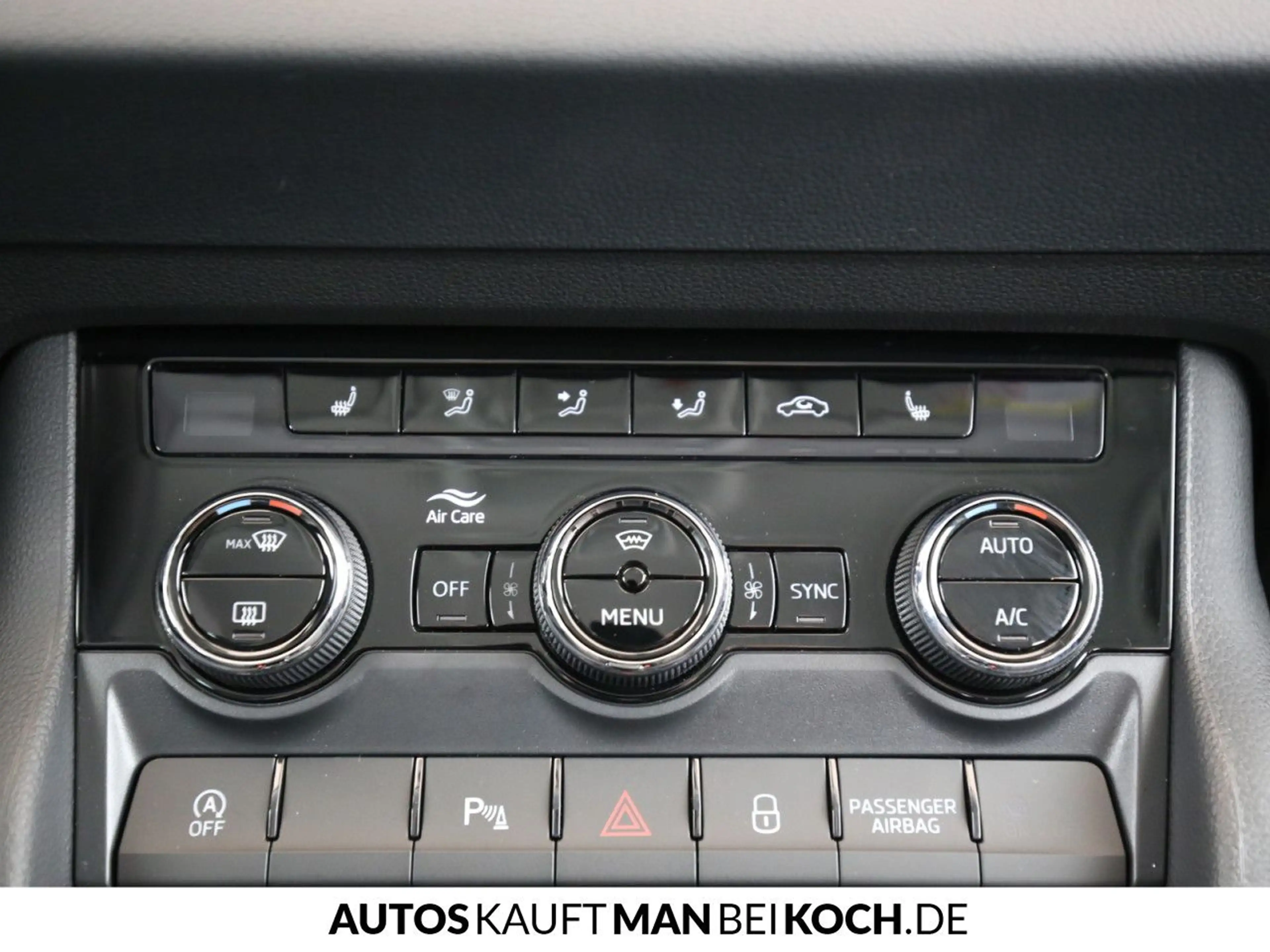Skoda Karoq 1.5TSI DSG Clever ACC NAVI KESSY VARIOFLEX — photo 13