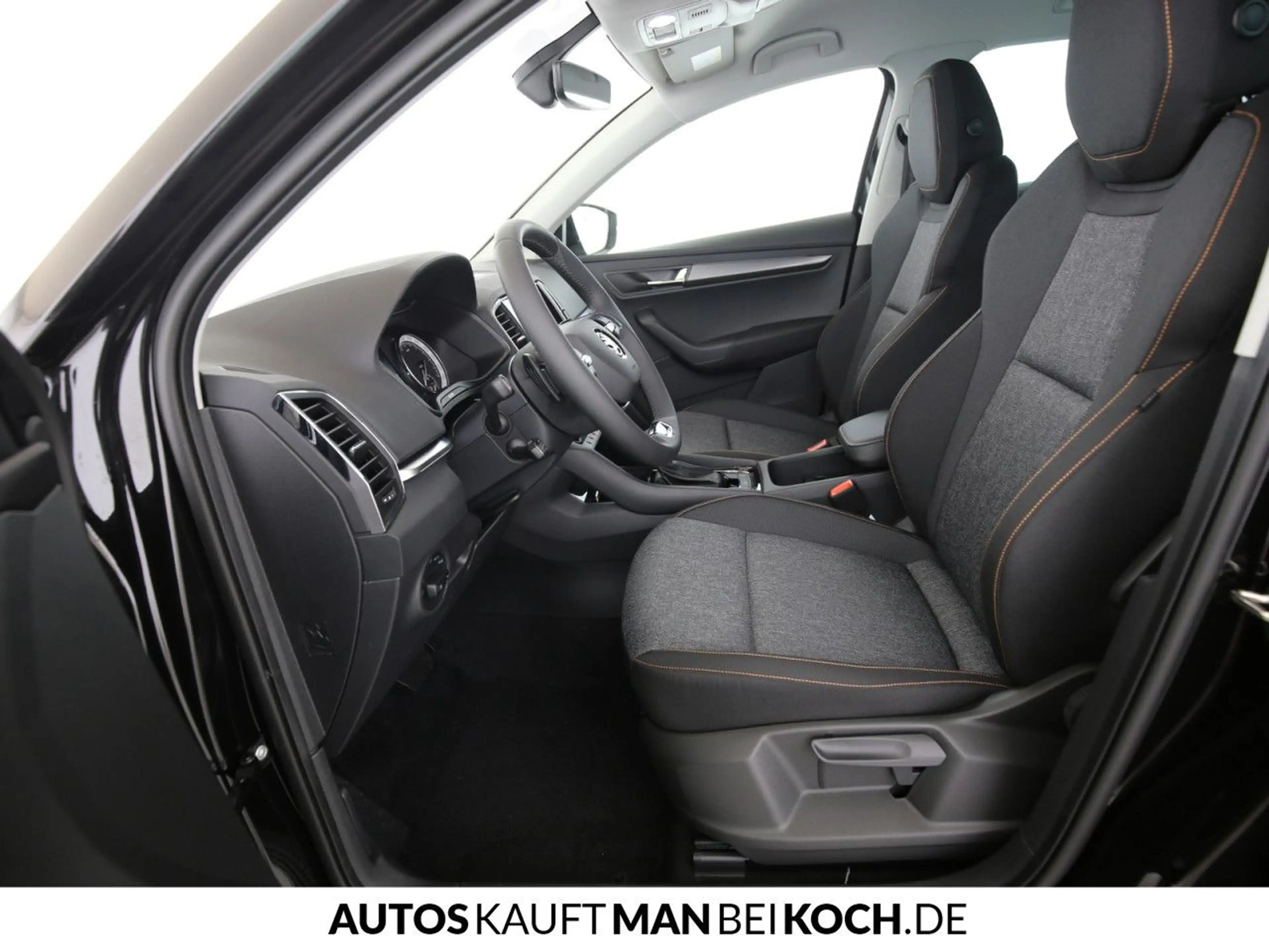 Skoda Karoq 1.5TSI DSG Clever ACC NAVI KESSY VARIOFLEX — photo 5