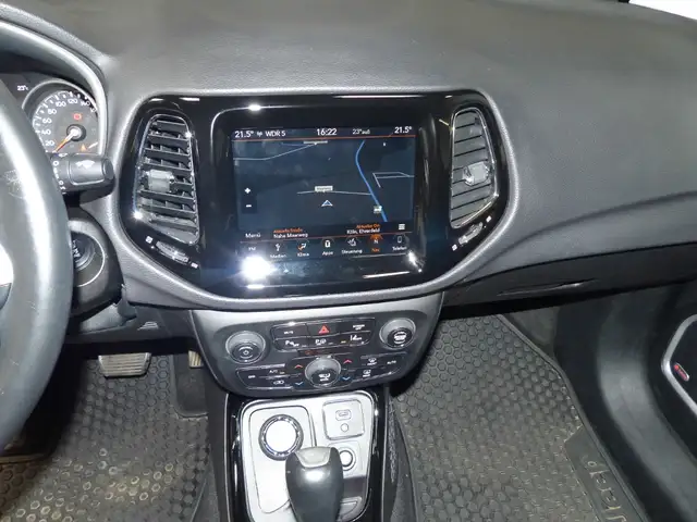 Jeep Compass view 6
