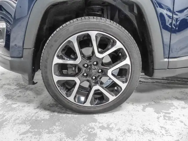Jeep Compass view 3