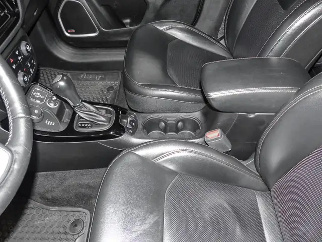 Jeep Compass view 12