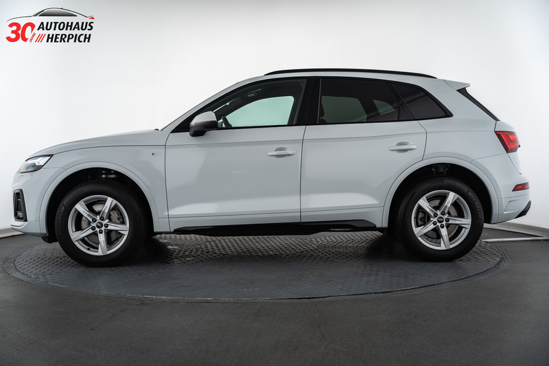 Audi Q5 40 TDI quattro S-Line RFK SHZ DAB NAVI AHK LED — photo 2