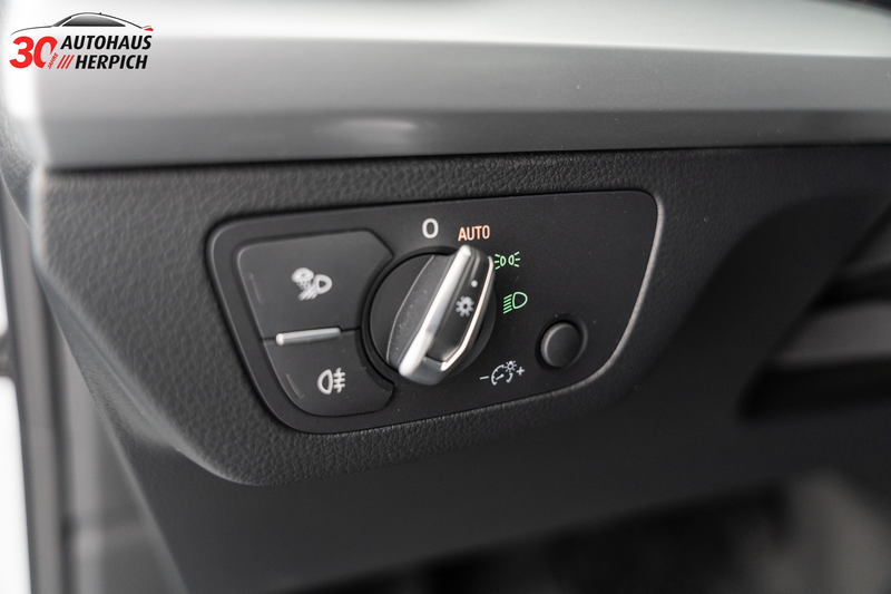 Audi Q5 40 TDI quattro S-Line RFK SHZ DAB NAVI AHK LED — photo 12