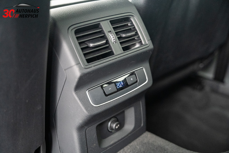 Audi Q5 40 TDI quattro S-Line RFK SHZ DAB NAVI AHK LED — photo 15