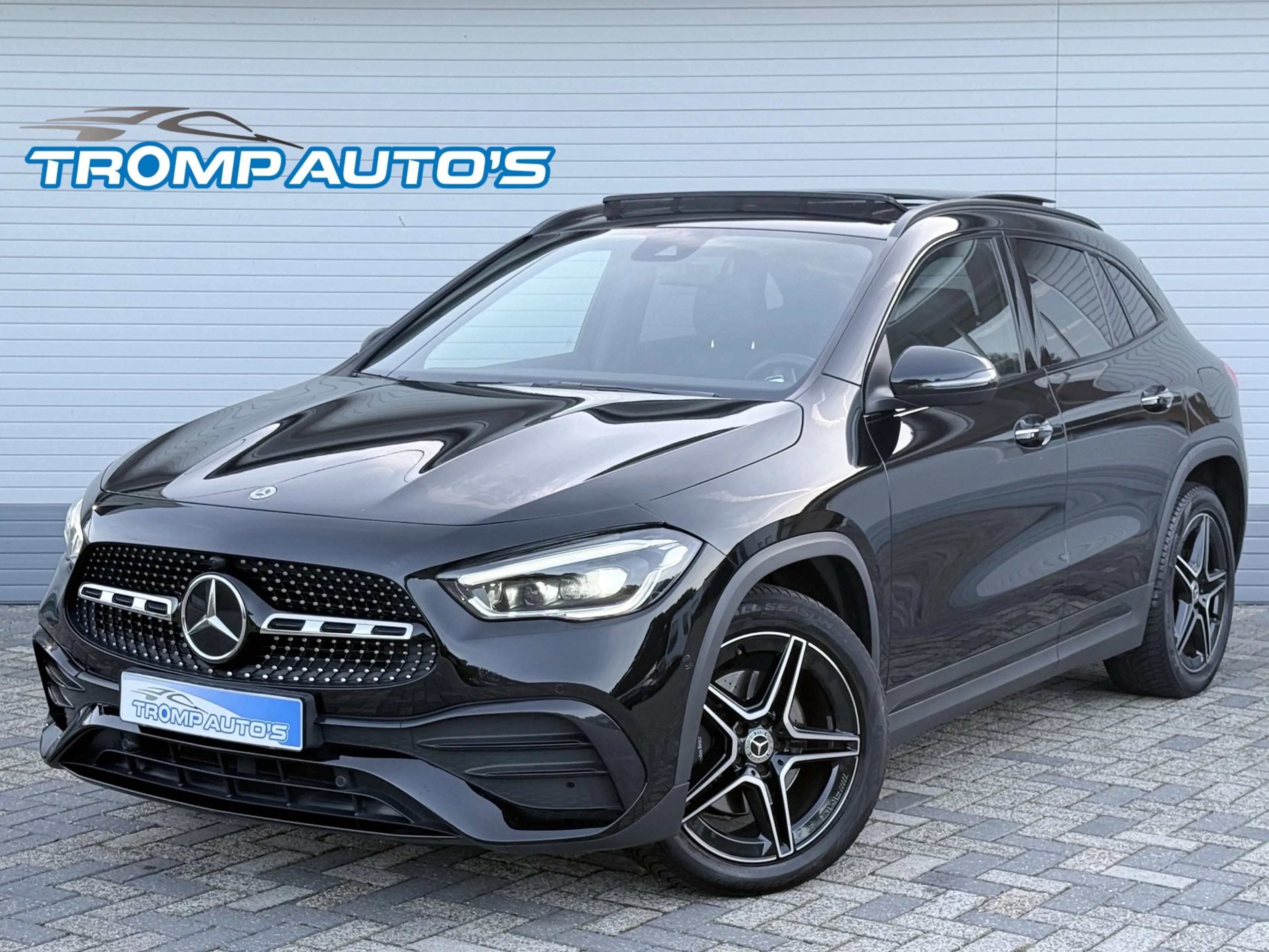 Mercedes-Benz GLA 250 e AMG Line|PANO|T.HAAK|MULTIBEAM|SFEERVER.|CARBON|