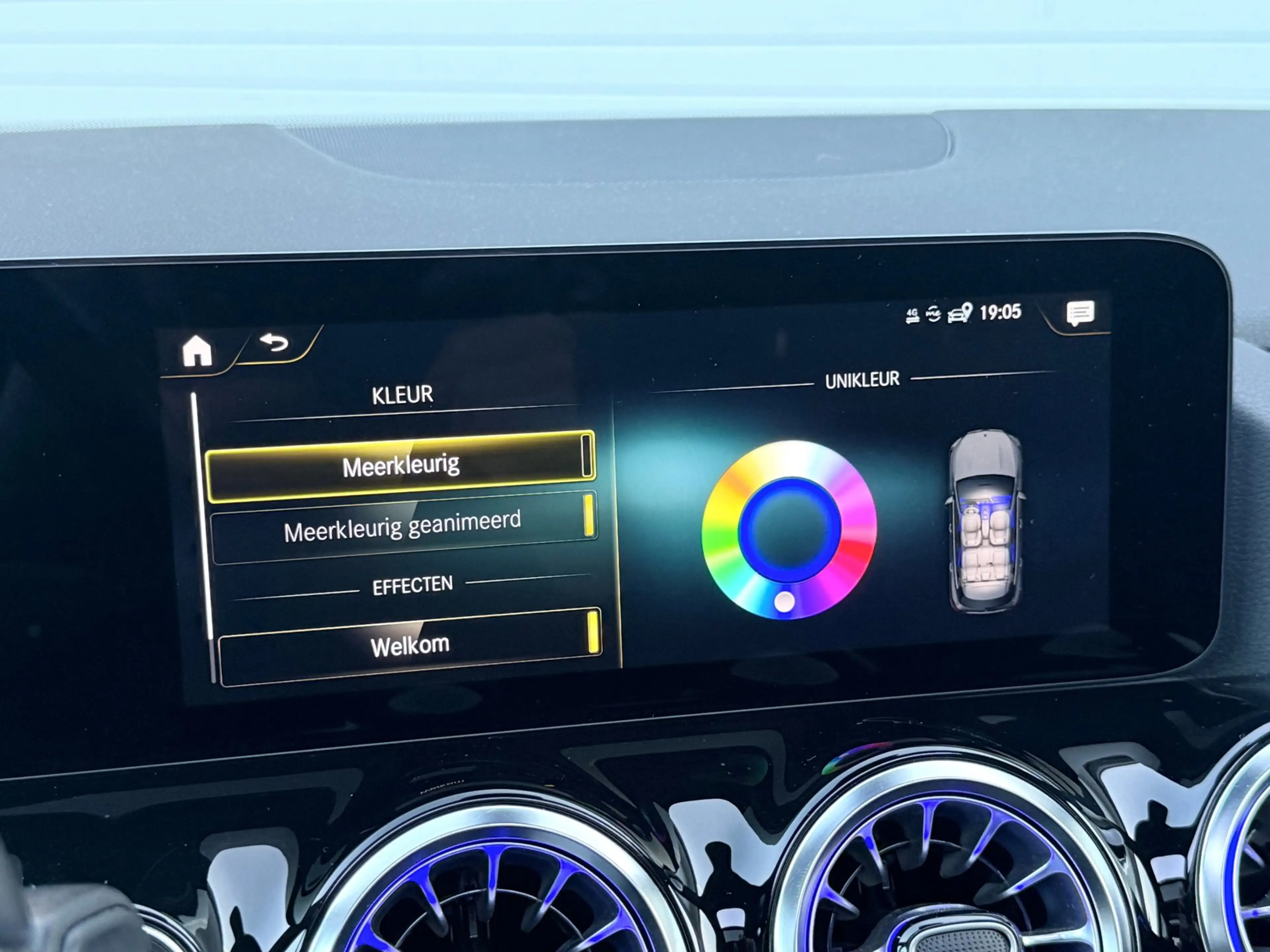 Mercedes-Benz GLA 250 e AMG Line|PANO|T.HAAK|MULTIBEAM|SFEERVER.|CARBON| — photo 13
