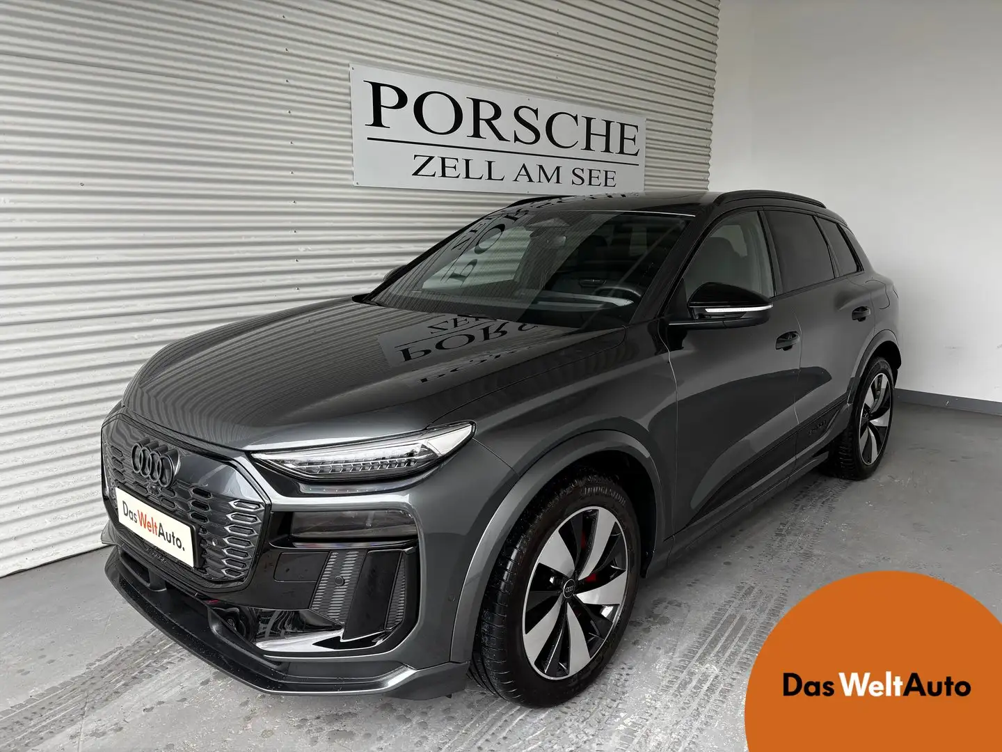 Audi Q6 e-tron quattro Grau - 1