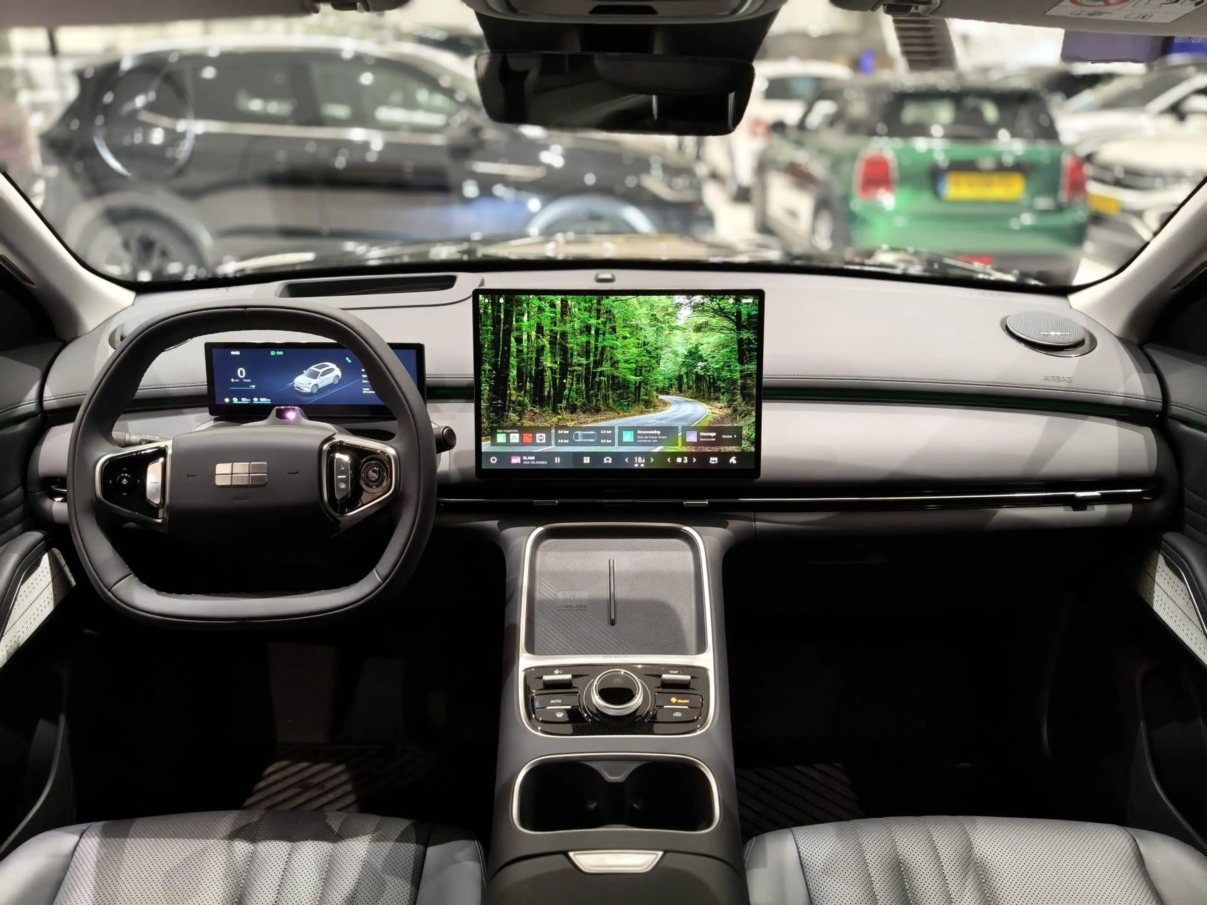 Geely Starray EM-i 1.5 Max+ 29.8 KW | Demo | Navigatie | Flyme premiu — photo 3