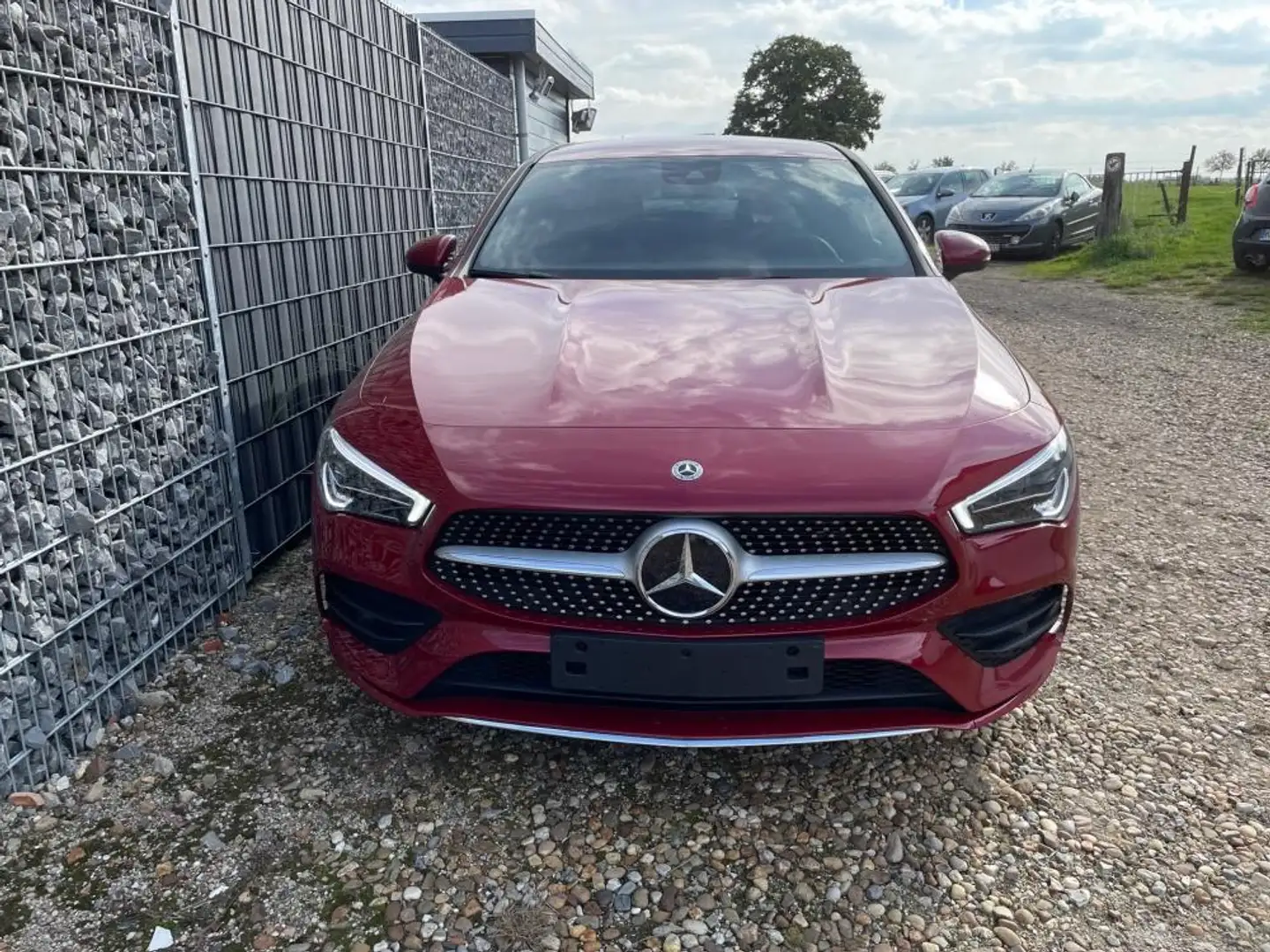 Mercedes-Benz CLA 250 Shooting Brake e AMG APP AHK 118 kW (160 PS), A... Rot - 2