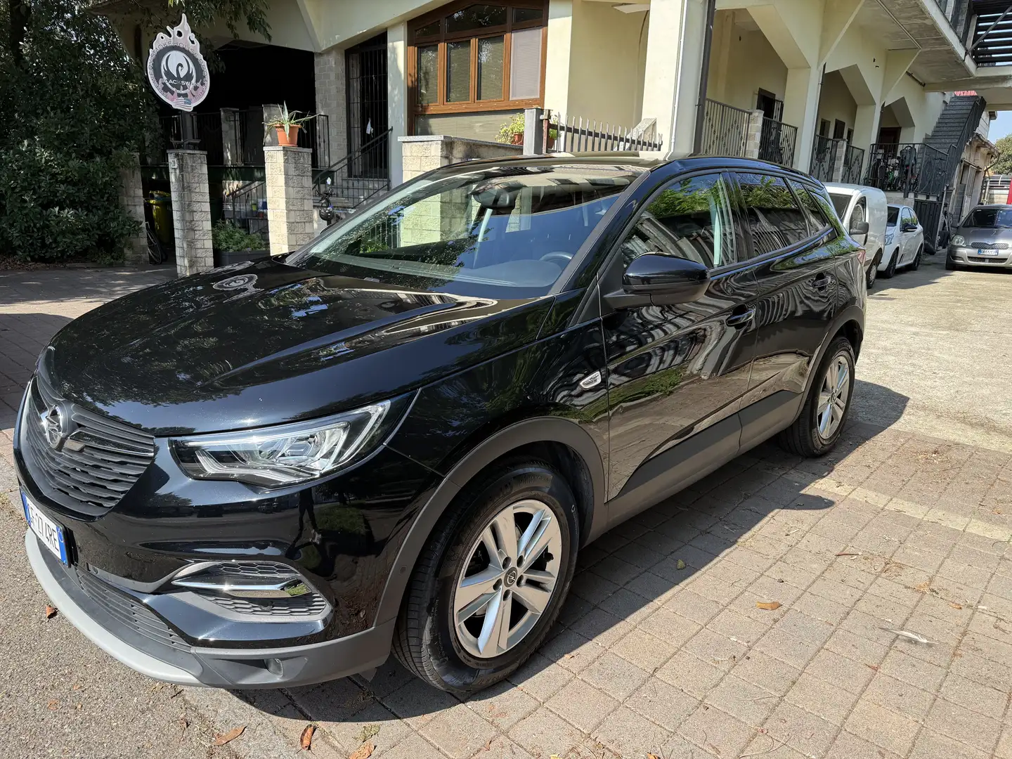 Opel Grandland X 1.5 ecotec Business Edition s&s 130cv at8 Noir - 1