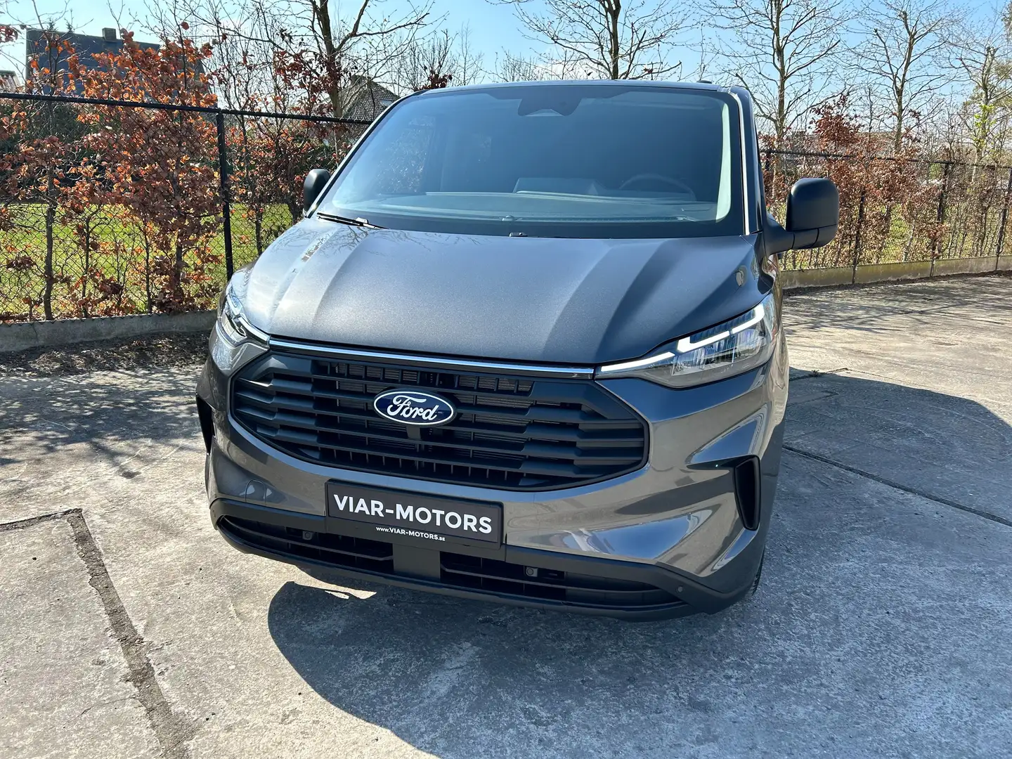 Ford Transit Custom Trend L2H1-DubCab-Driver Assist Premium Grijs - 2