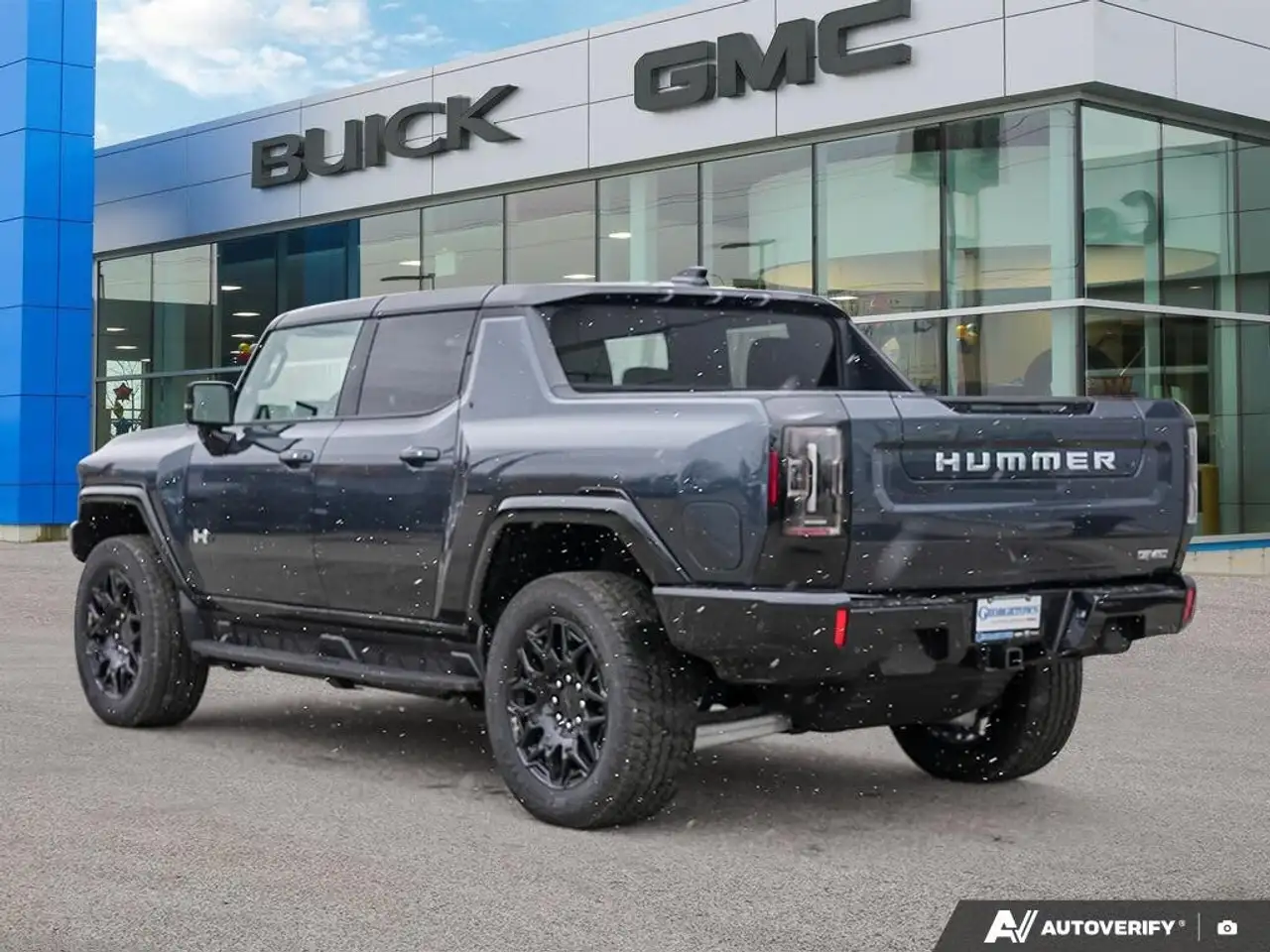 GMC HUMMER EV Pickup снимка GMC HUMMER EV Pickup