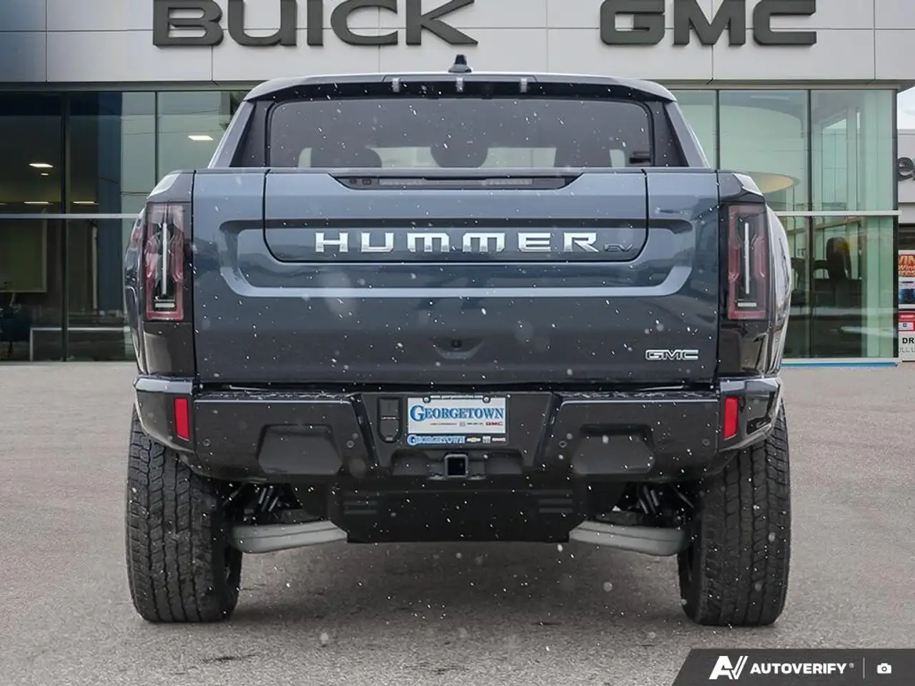 GMC HUMMER EV Pickup снимка GMC HUMMER EV Pickup