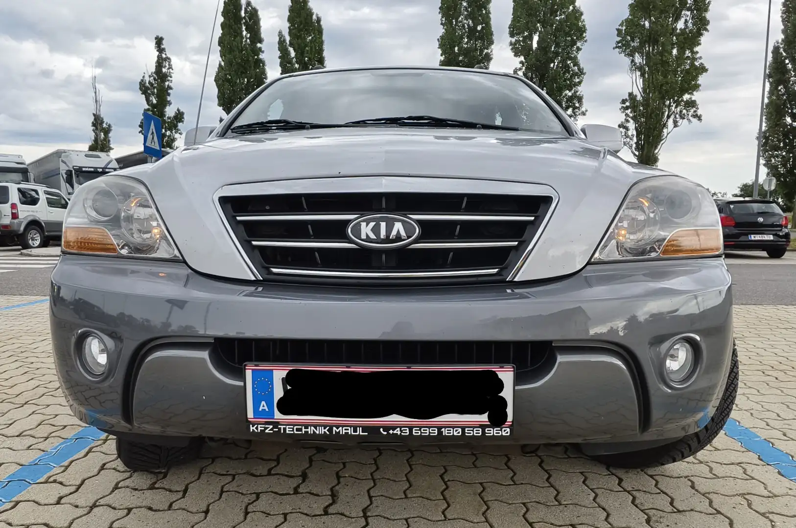 Kia Sorento 2,5 CRDi EX Aut. Silber - 1