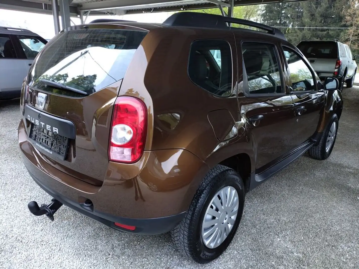 Dacia Duster Ambiance 1,6 16V 4x4 ! 2.besitz! Braun - 2