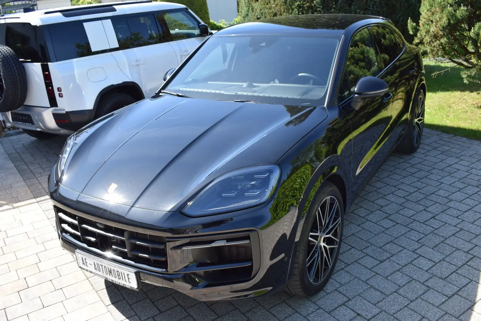 Porsche Cayenne COUPE BOSE/SPORTDES./22"/LUFT/2xDisplay Noir - 2