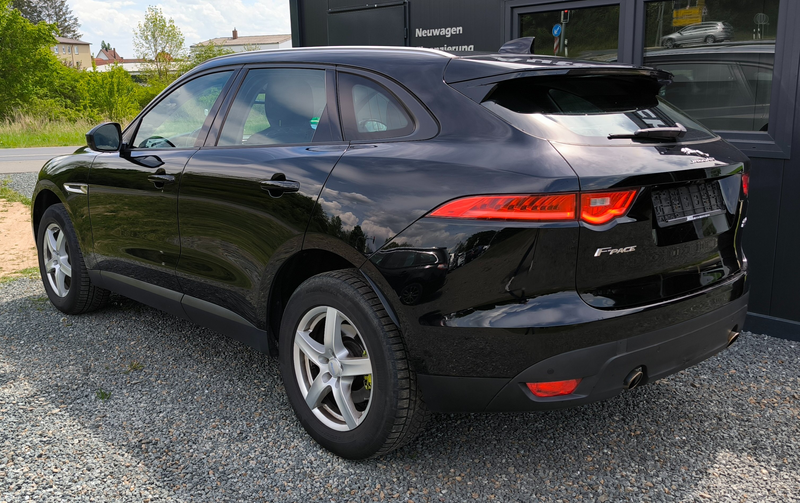 Jaguar F-Pace Pure AWD AUT. AHK PDC Kamera — photo 8