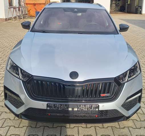 Imagine Skoda Octavia Octavia Combi 2.0 TDI DSG RS