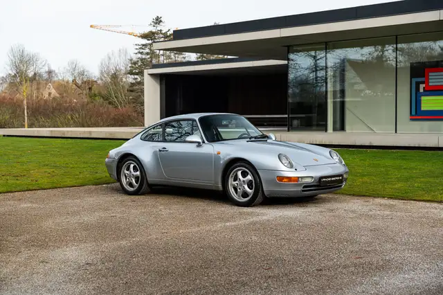 Porsche 993 C2 / MANUAL GEARBOX / 100% ORIGINAL / C00 /SUNROOF