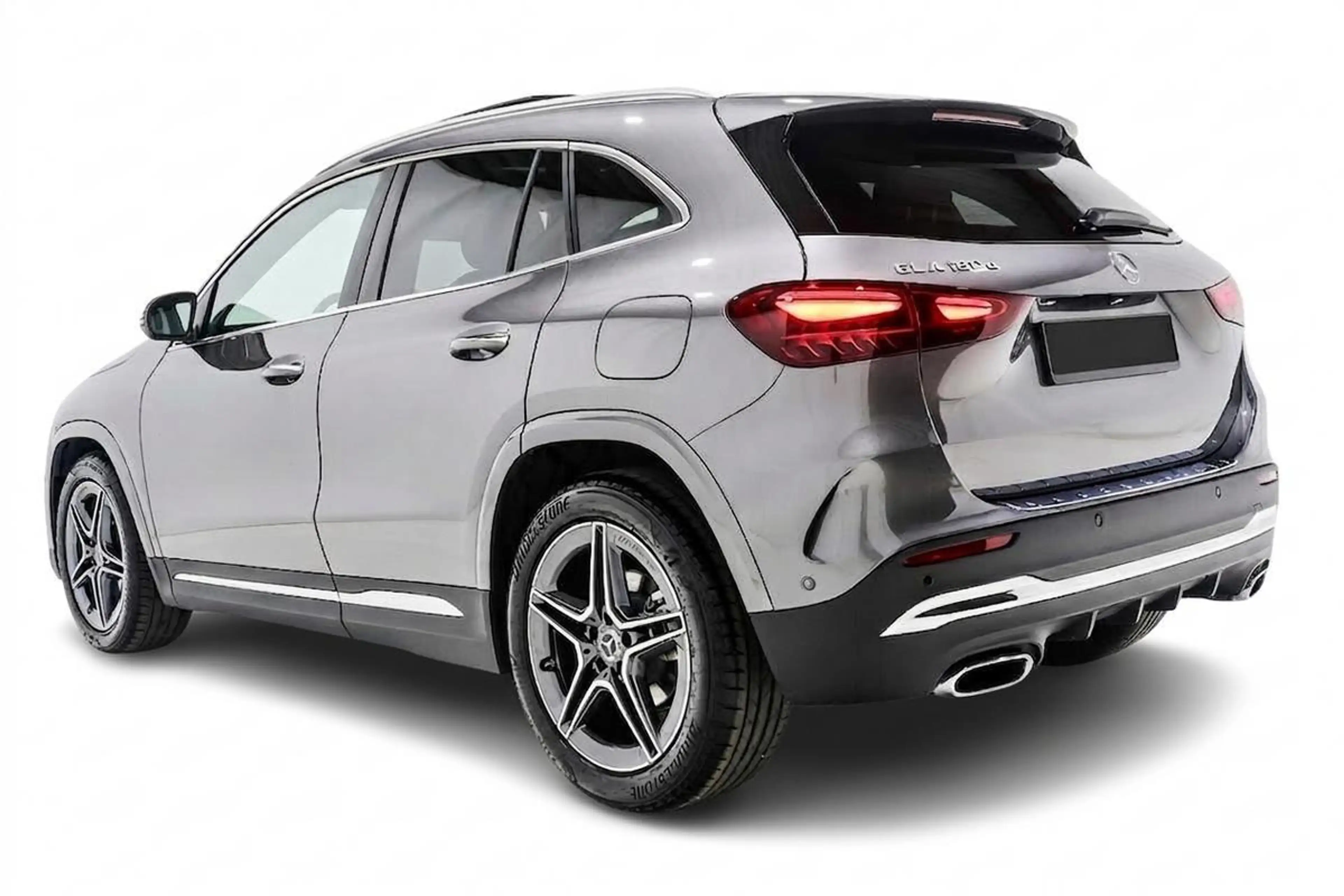 Mercedes-Benz GLA 180 DA AMG TOIT PANO LED GPS CAM360 JA19 — photo 4
