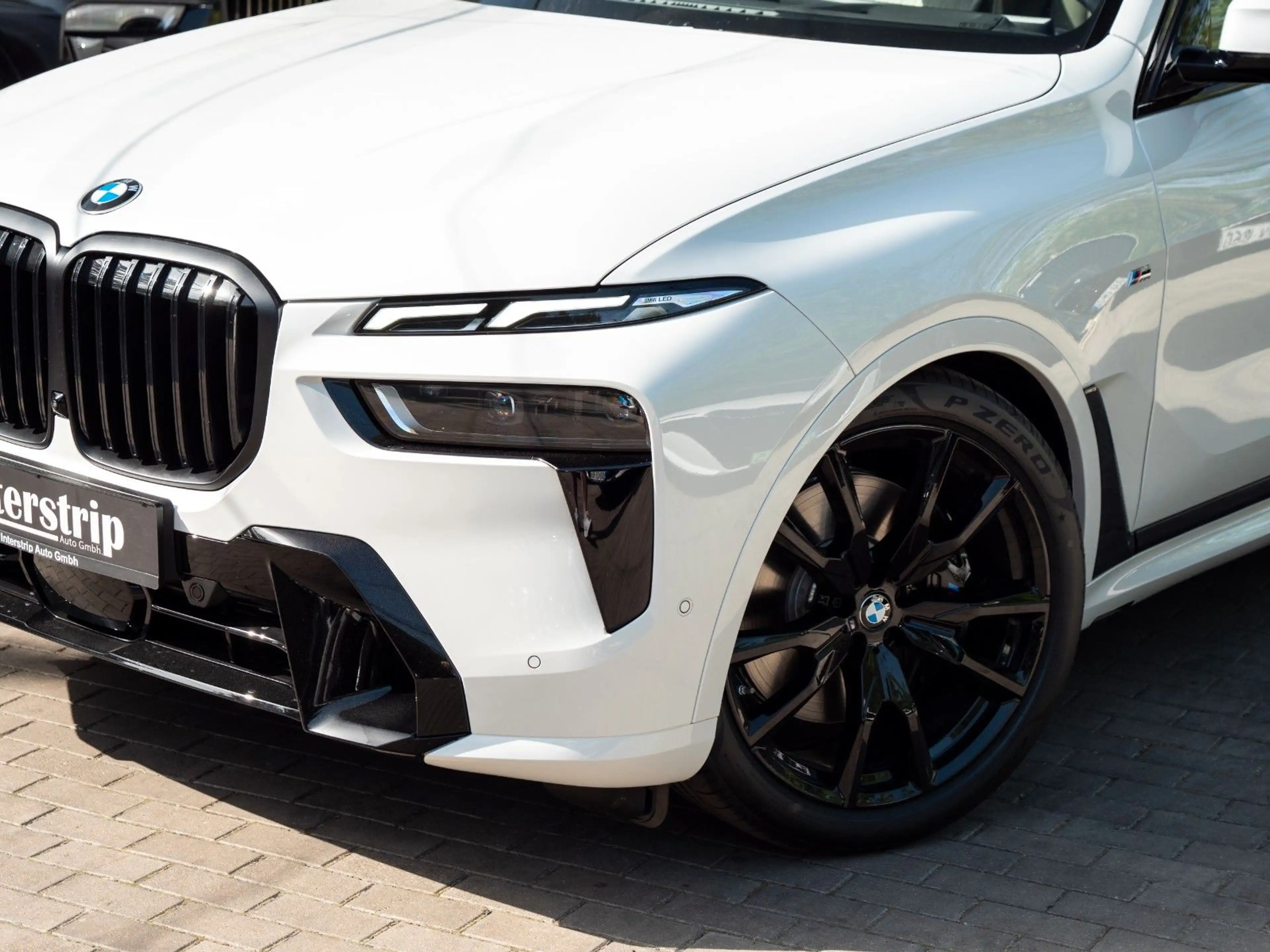 BMW X7 40d M SPORT.DR.ASS.PRO.SOFTCL.PANO.AHK.5/100 — photo 8