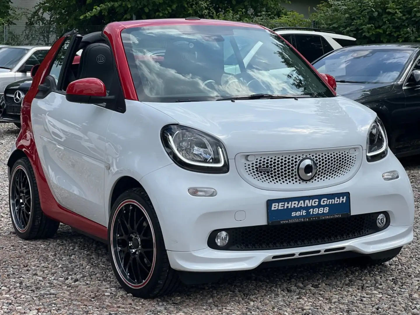smart forTwo BRABUS CABRIO*TAILOR-MADE*COOL&MEDIA* Blanco - 1