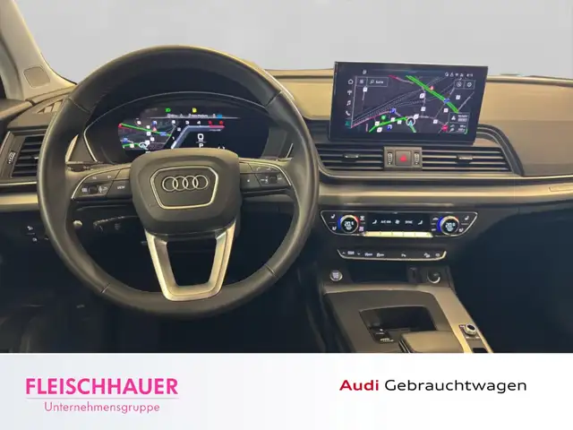 Audi Q5 view 15