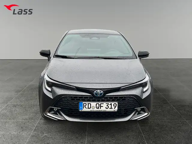 Toyota Corolla view 9