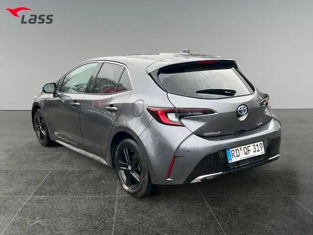 Toyota Corolla view 4