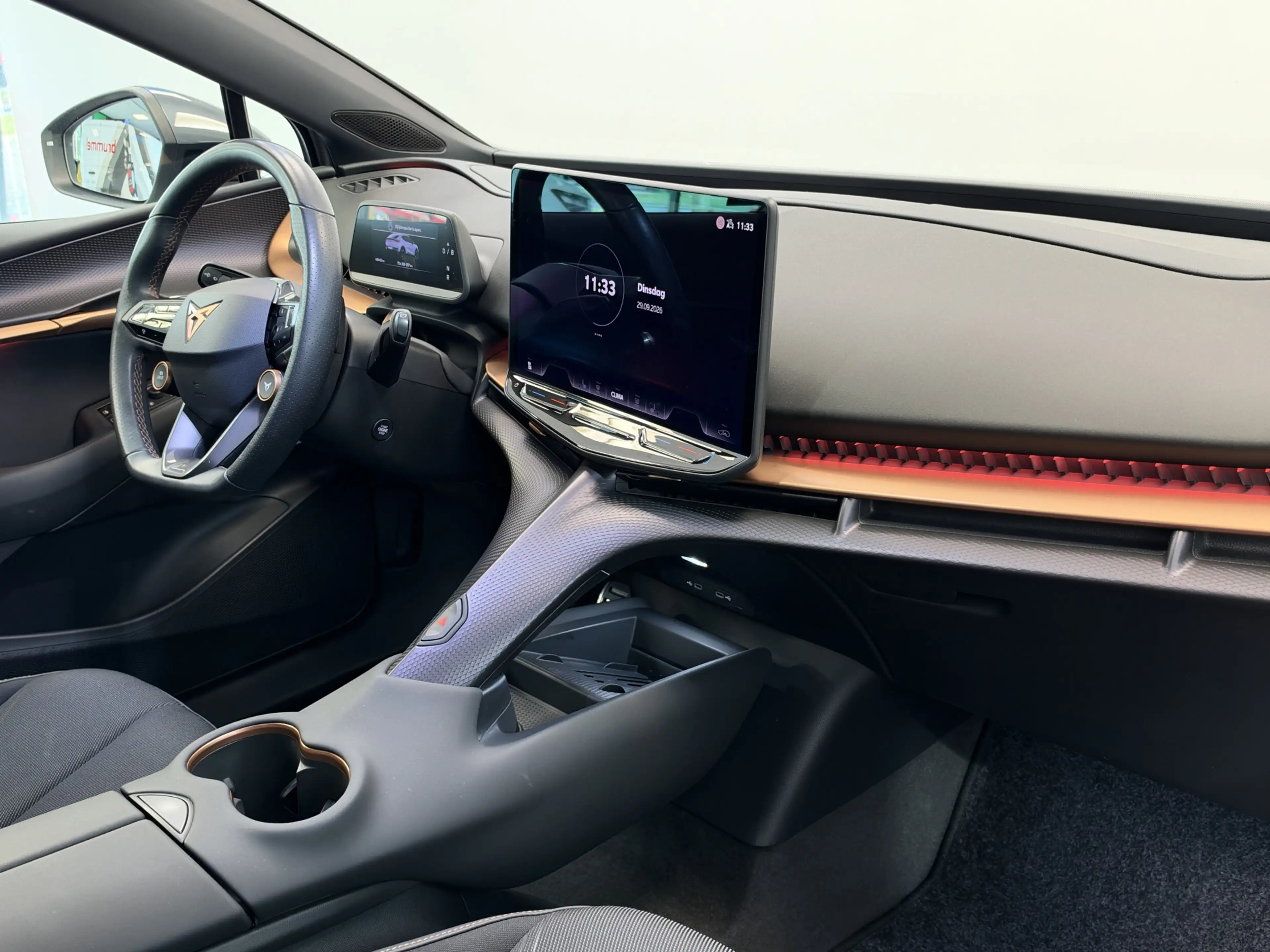 CUPRA Tavascan Essential 82 kWh ACC PDC Camera — photo 9