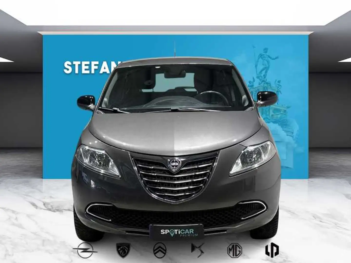 Lancia Ypsilon III 2011 - Ypsilon 0.9 t.air Silver ecochic metano Grigio - 2