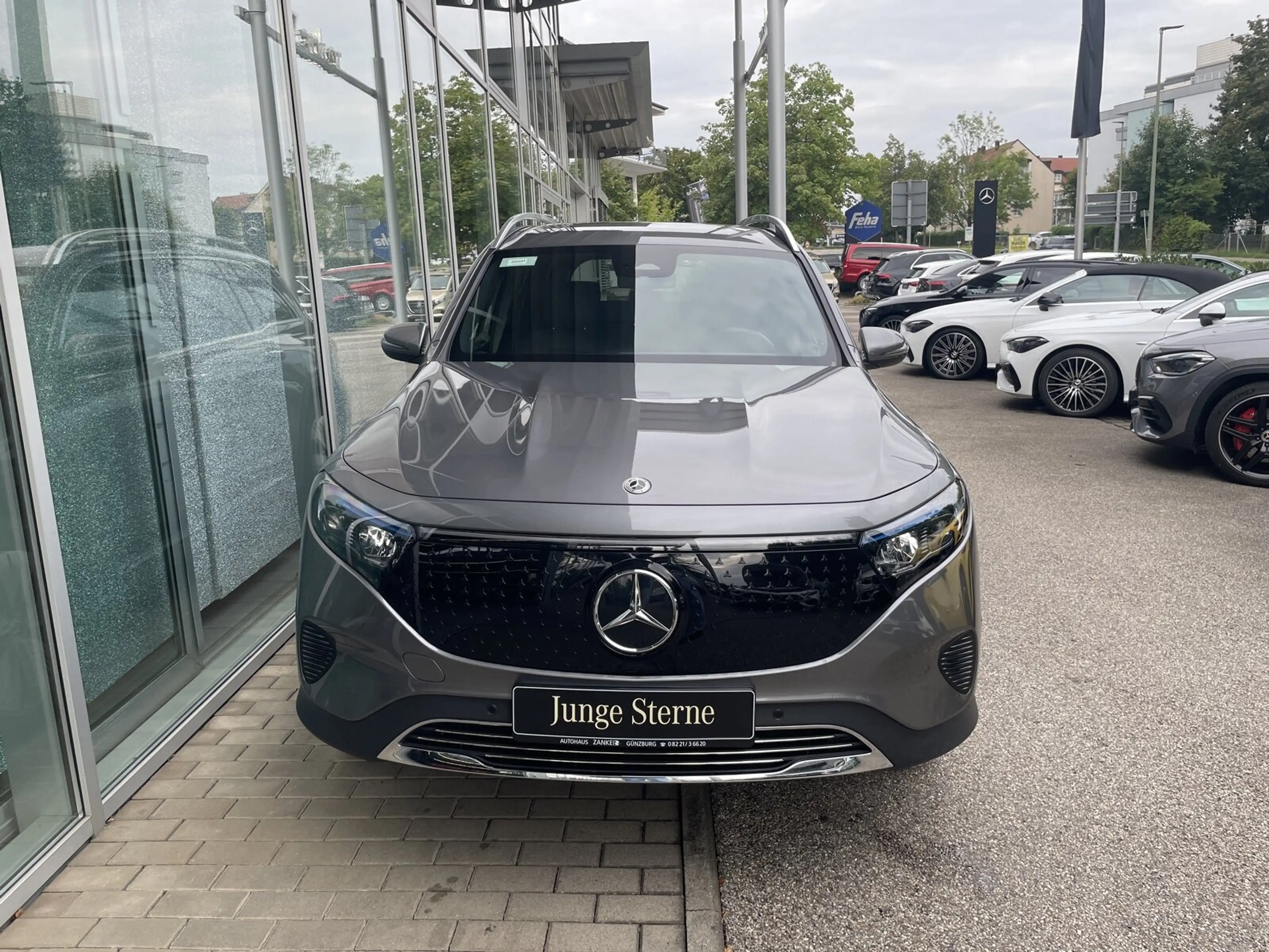 Mercedes-Benz EQB 350 EQB 350 4M Progressive *AHK*DISTRO*KEYLESS*CAM* — photo 2