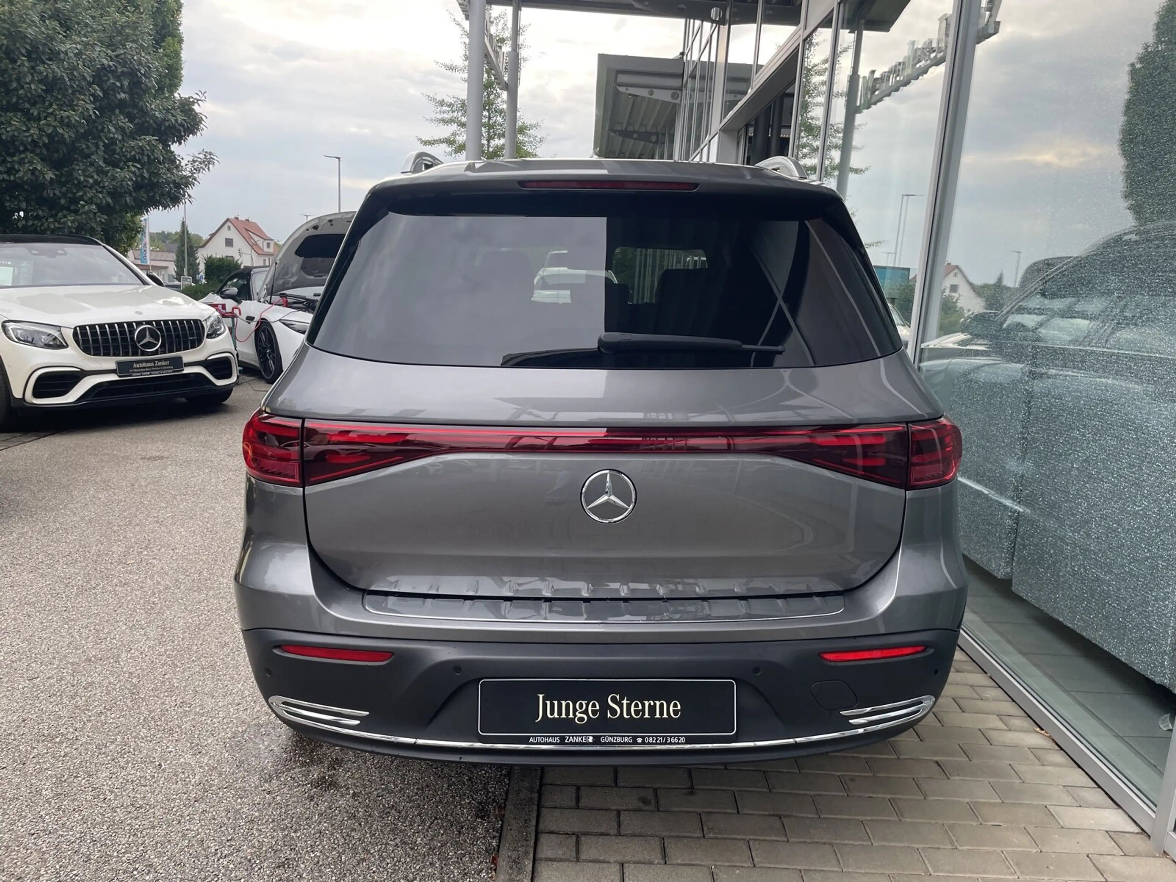 Mercedes-Benz EQB 350 EQB 350 4M Progressive *AHK*DISTRO*KEYLESS*CAM* — photo 10